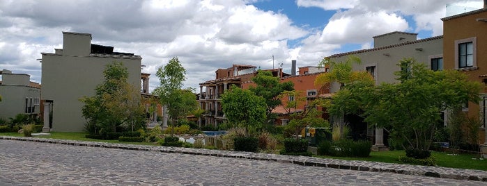 El Milagro is one of Lugares favoritos de Charyl.