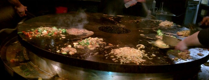 HuHot is one of Food.