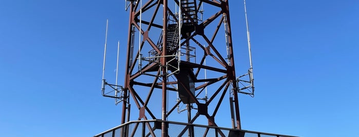 Wachusett Mountain Summit is one of New England to see.