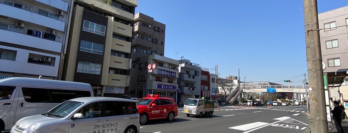 大島駅前バス停 is one of 都営バス 草24.