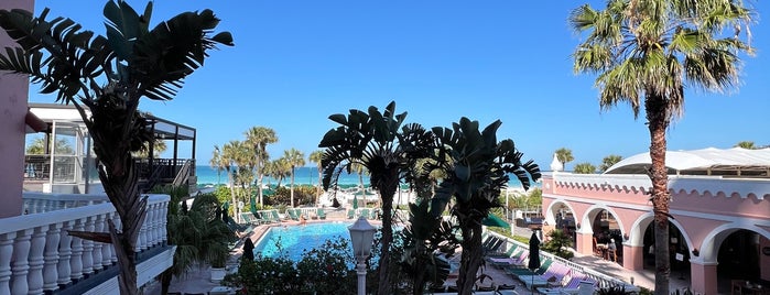 The Don CeSar is one of American Travel Bucket List-The South.