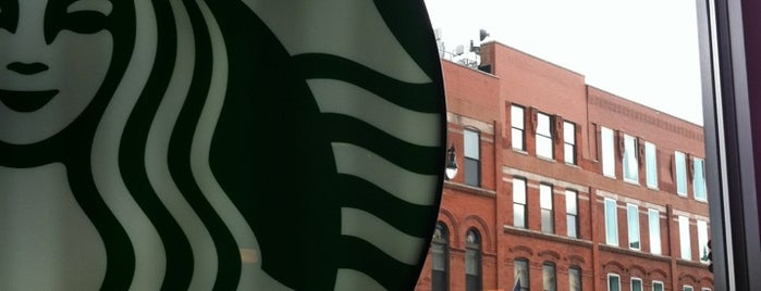 Starbucks Reserve is one of Lugares favoritos de Josh.