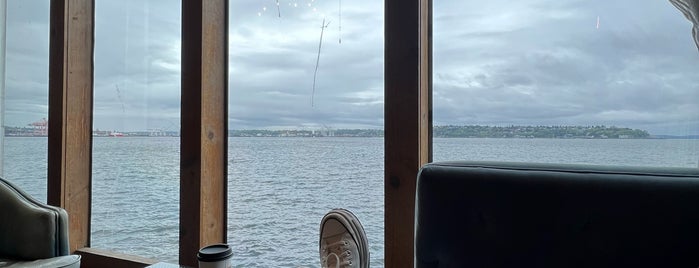 The Lounge @ Edgewater is one of Seattle.