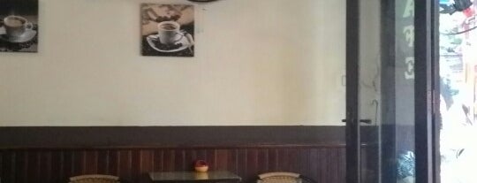 Cafe Trịnh 58 Bát Sứ is one of Ron: сохраненные места.