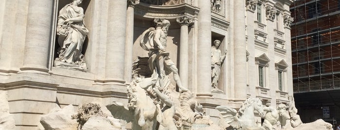 Fontaine de Trevi is one of Rome Trip - Planning List.