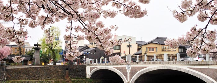 浅野川大橋 is one of 城北大通り(金沢).