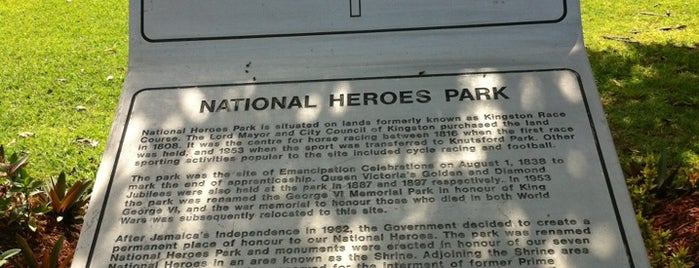 National Heroes Park is one of Orte, die Floydie gefallen.
