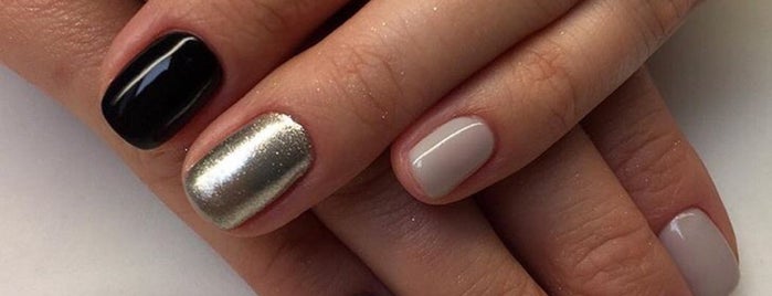 Lucky formula nails is one of Салоны красоты в Лобне.