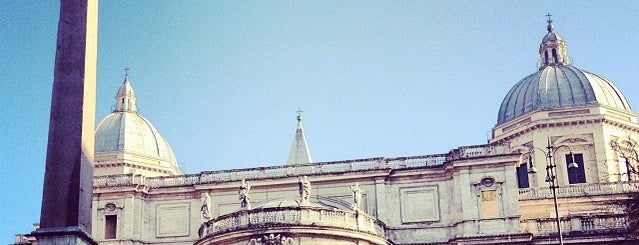 Basilica di Santa Maria Maggiore is one of My places to visit in Rome.