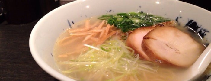 鶏そば 三歩一 is one of 出先で食べたい麺.
