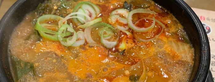 3일 한우국밥 is one of Korean foods.