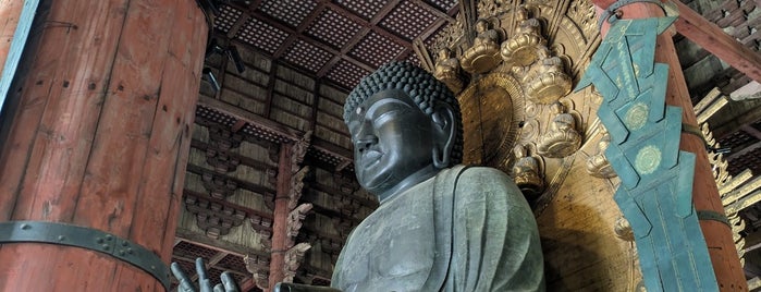 Daibutsu-den (Great Buddha Hall) is one of Cool Places in Japan.