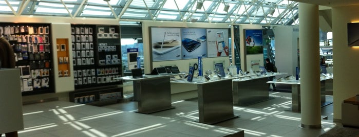 Samsung Mobile Store is one of Weihnachtseinkäufe.