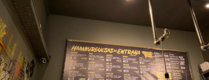 Deniro Hamburguesería is one of Restaurantes que me recomiendan.