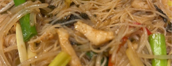 Tasty Congee & Noodle Wantun Shop is one of Hongkong.