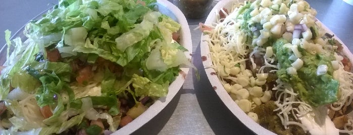 Chipotle Mexican Grill is one of Orte, die Rosana gefallen.