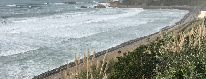 les cent marches is one of Biarritz.