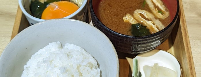Onigiri Café Risaku is one of Tokyo Eats Too.
