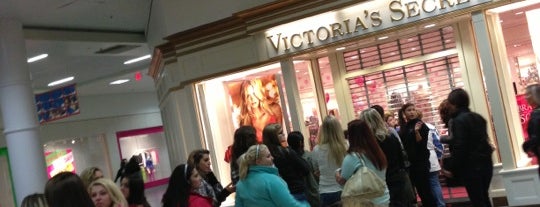 Victoria's Secret PINK is one of Cece's Places-4.