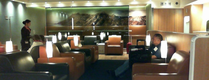 Lufthansa Senator Lounge is one of Posti che sono piaciuti a Vihang.