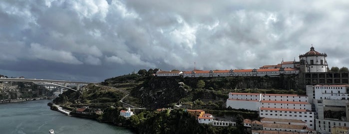 Mosteiro da Serra do Pilar is one of Portugal Road trip.