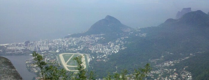 Corcovado is one of Rio de Janeiro.