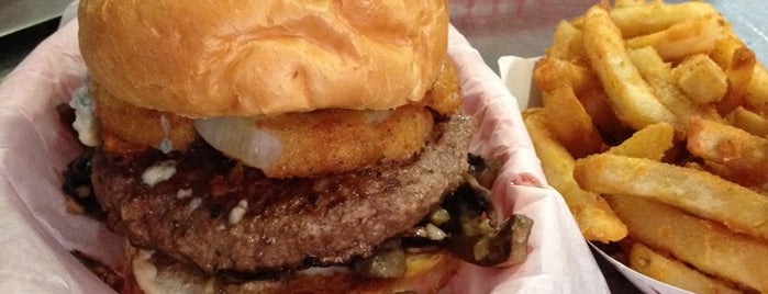 Pearl's Deluxe Burgers is one of SF Cheap Eats.