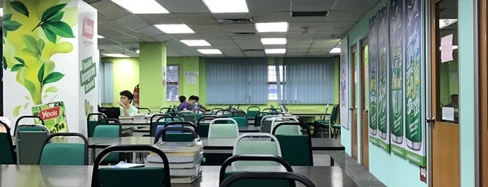 SEGi College Library is one of Learning & Study Places.