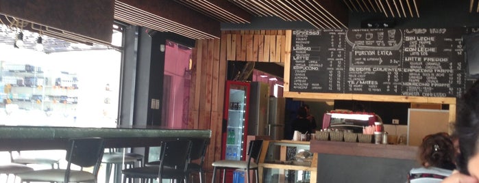 Capresso Café is one of Visitados Alguna vez.