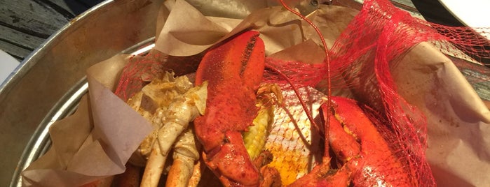 Joe's Crab Shack is one of Houston Good Foods.