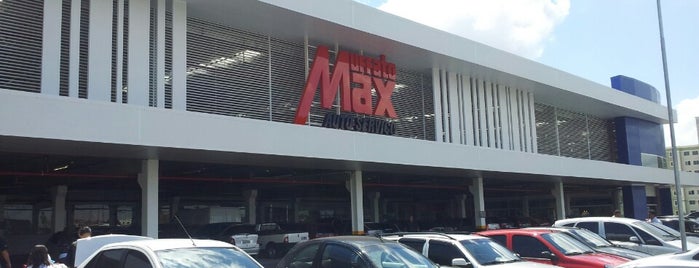 Muffato Max Atacadista is one of สถานที่ที่ Cezar ถูกใจ.