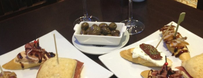 Norte y Sur Taberna Selecta is one of where to eat in cordoba spain.