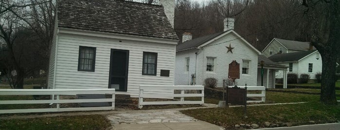 Ulysses S Grant Birthplace is one of Cincinnati.
