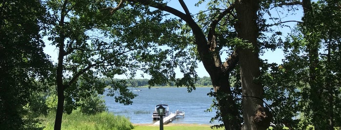 Chisago Lake is one of Lieux qui ont plu à Kristen.