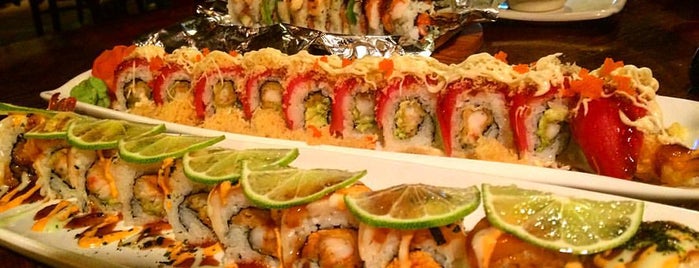 Wasabi Japanese Restaurant & Sushi Bar is one of Locais salvos de j..