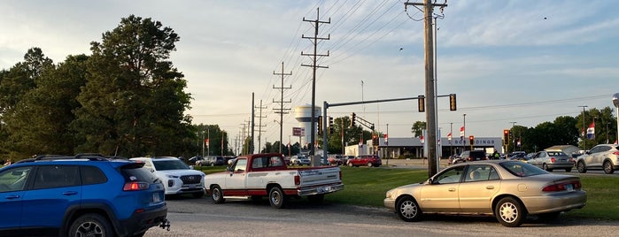 Tastee Treet is one of Taylorville Restaurants.