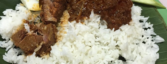 Nasi Lemak Ujang Corner is one of Nasrul 님이 좋아한 장소.