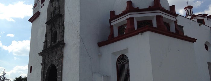 Ex-convento franciscano de San Ildelfonso Hueyotlipan is one of Tempat yang Disukai Karen M..