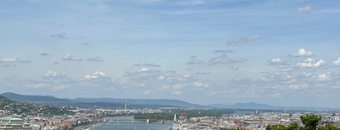 Gellért hegyi kilátó is one of Budapest One Love.