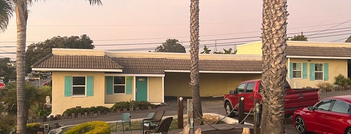 Beach Bungalow Inn and Suites is one of Coast road trip.