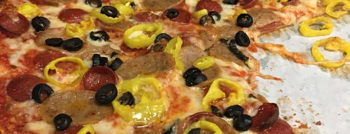 Joe's Brooklyn Pizza is one of rochesternypizza.blogspot.com.