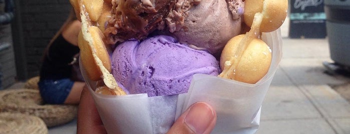 Bang Bang Ice Cream & Bakery is one of Toronto x Bakeries and sweet treats.