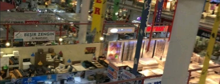 Eskidji Bazaar Haramidere is one of ALIŞVERİŞ MERKEZLERİ / Shopping Center.
