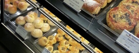 TedBoy Bakery is one of Cafe, pastry and anything nice!.