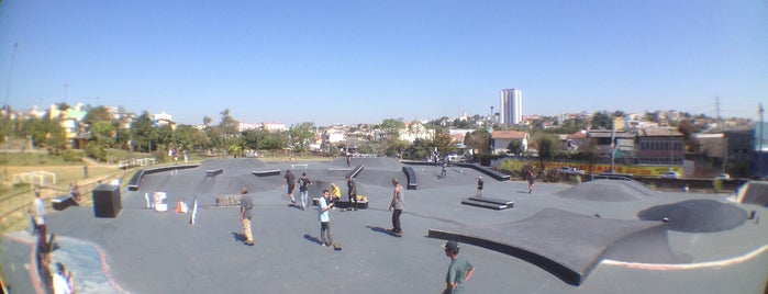 Pista de Skate Ana Brandão is one of SurfSk8.