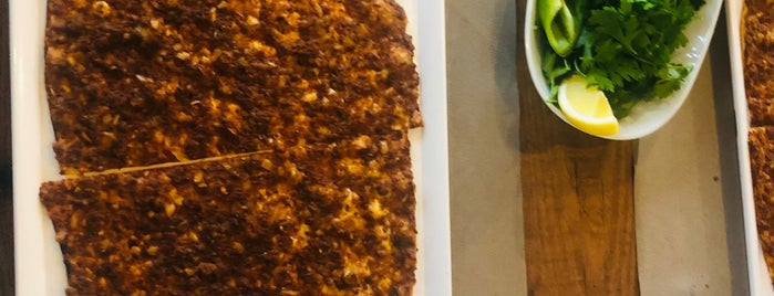 Bence Lahmacun is one of İstanbul.
