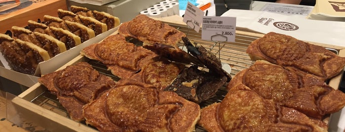 Croissant Taiyaki is one of Posti che sono piaciuti a Seline.
