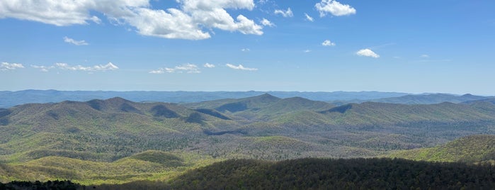 Pisgah Inn is one of North Carolina.