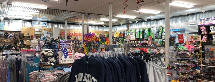 The Islanders' Store is one of Guide to Barnegat Light's best spots.