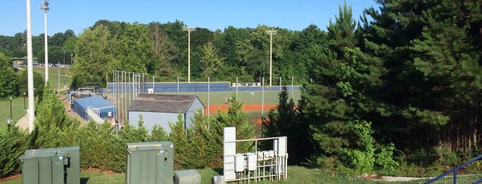 Ken White Baseball Field is one of Lieux qui ont plu à Bryan.